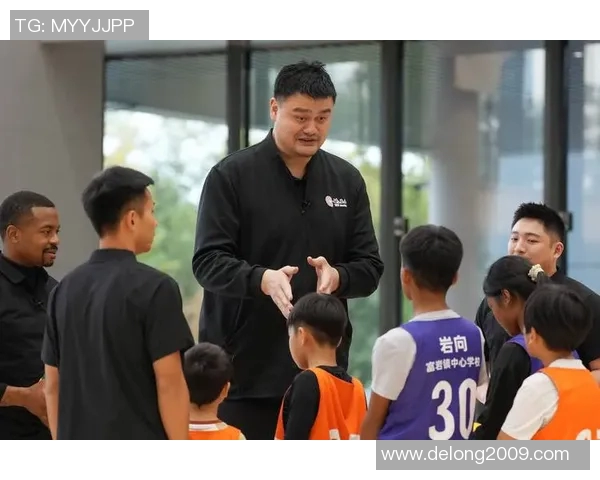 姚明新学院启航篮球梦想培养未来体育人才的创新之路