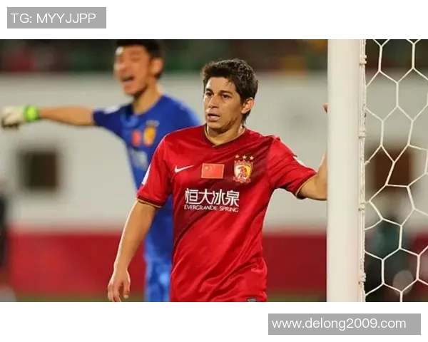 足球明星热评恒大球星表现与潜力分析引发广泛关注与讨论