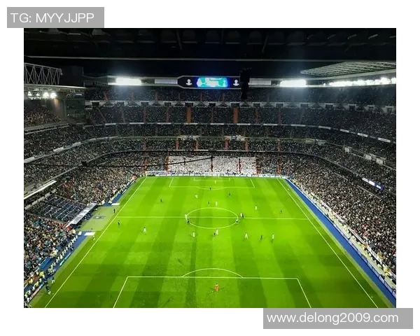 身高不足一米七却在绿茵场上闪耀的足球明星传奇故事